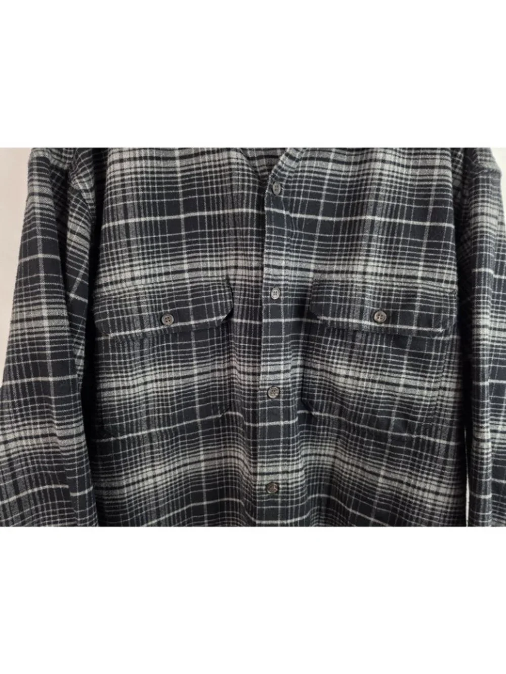 Banana Republic Men's Flannel Shirt Size XXL Black Plaid Long Sleeve Button Down